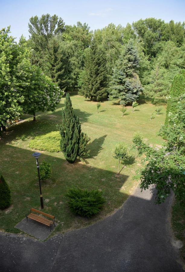 Helikon 32 Apartman Keszthely Exterior foto