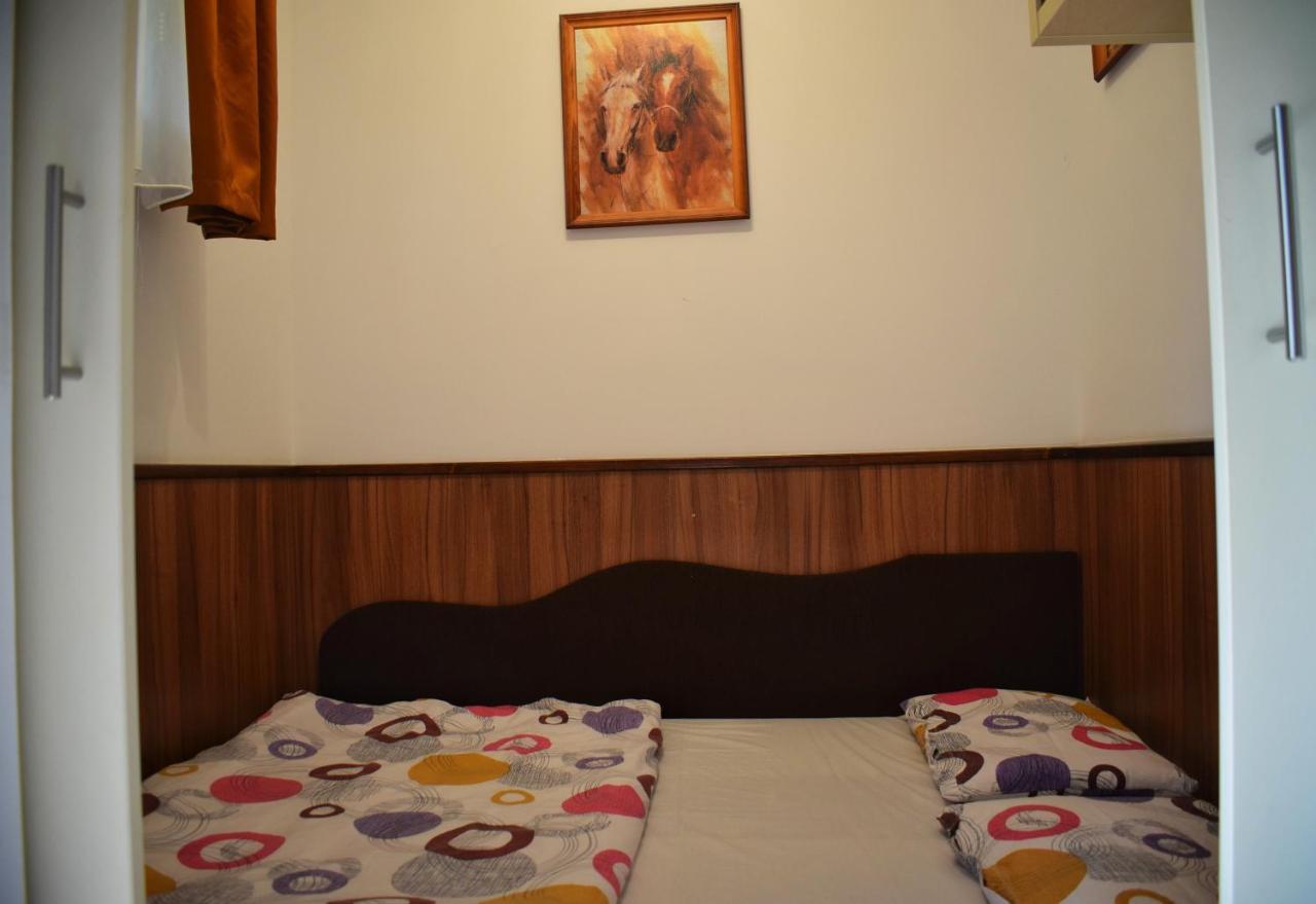Helikon 32 Apartman Keszthely Exterior foto